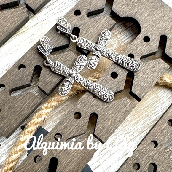 Baroque cross dangle silver statement earrings - Picture 1 of 1